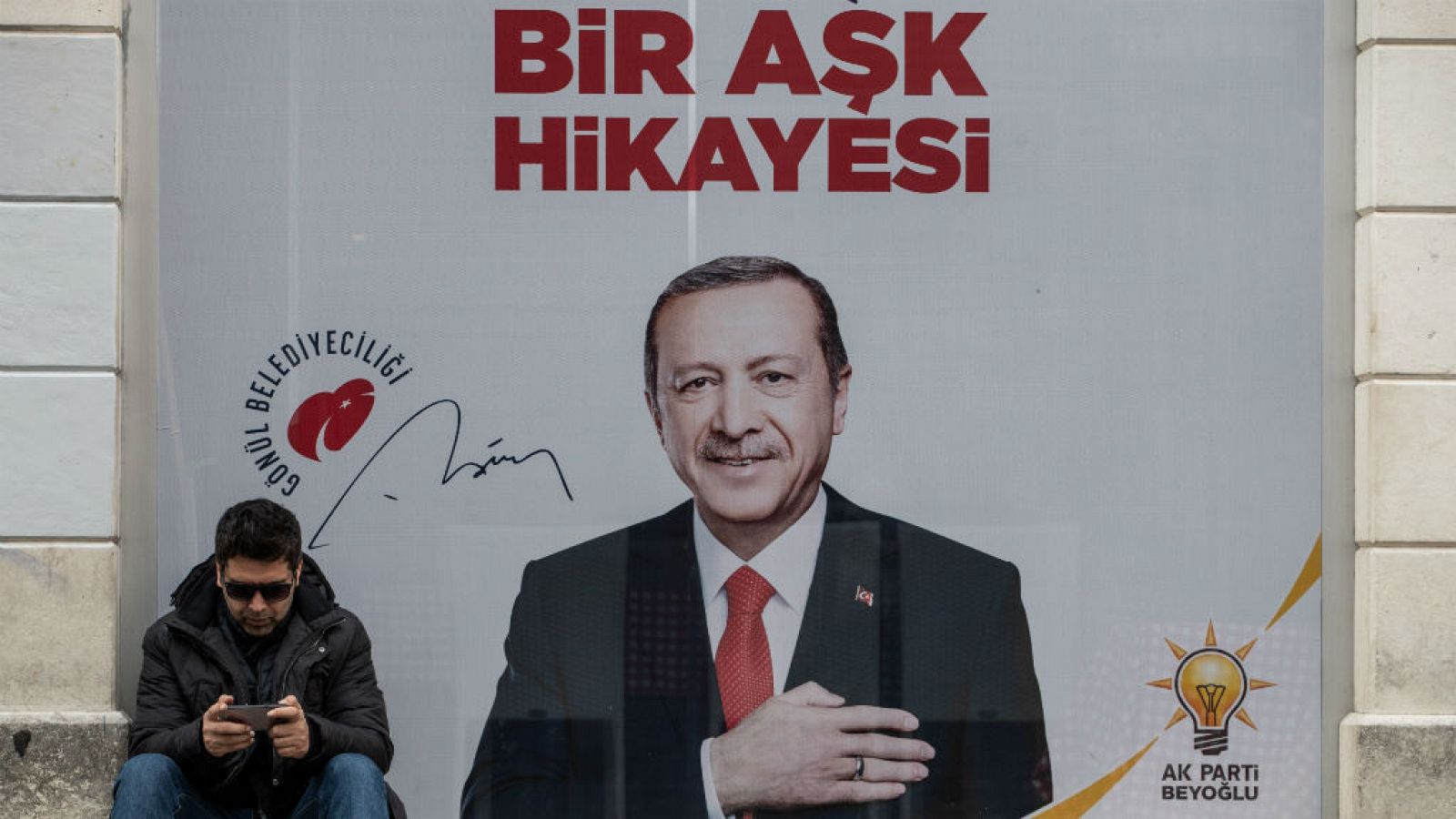  Cinco Continentes - Erdogan pierde Estambul en las municipales turcas - Escuchar ahora