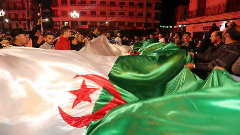 Las mañanas de RNE con Íñigo Alfonso - Argelia celebra la dimisión de Abdelaziz Bouteflika - Escuchar ahora 