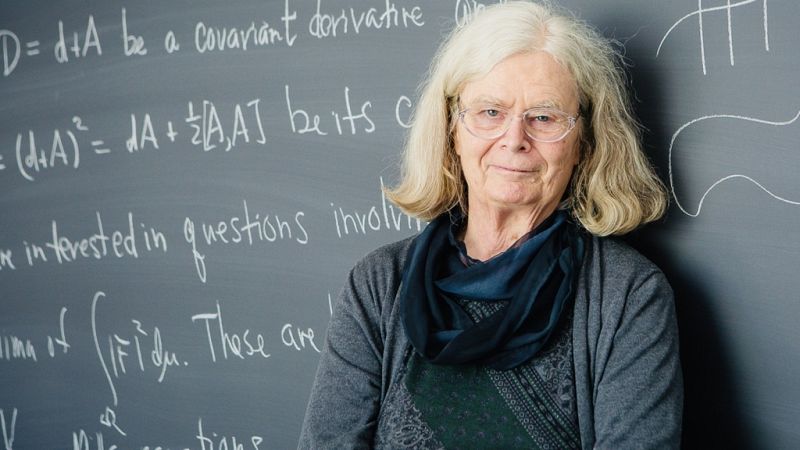 Karen Uhlenbeck - E. Sáenz de Cabezón - "El teorema" - Escuchar ahora