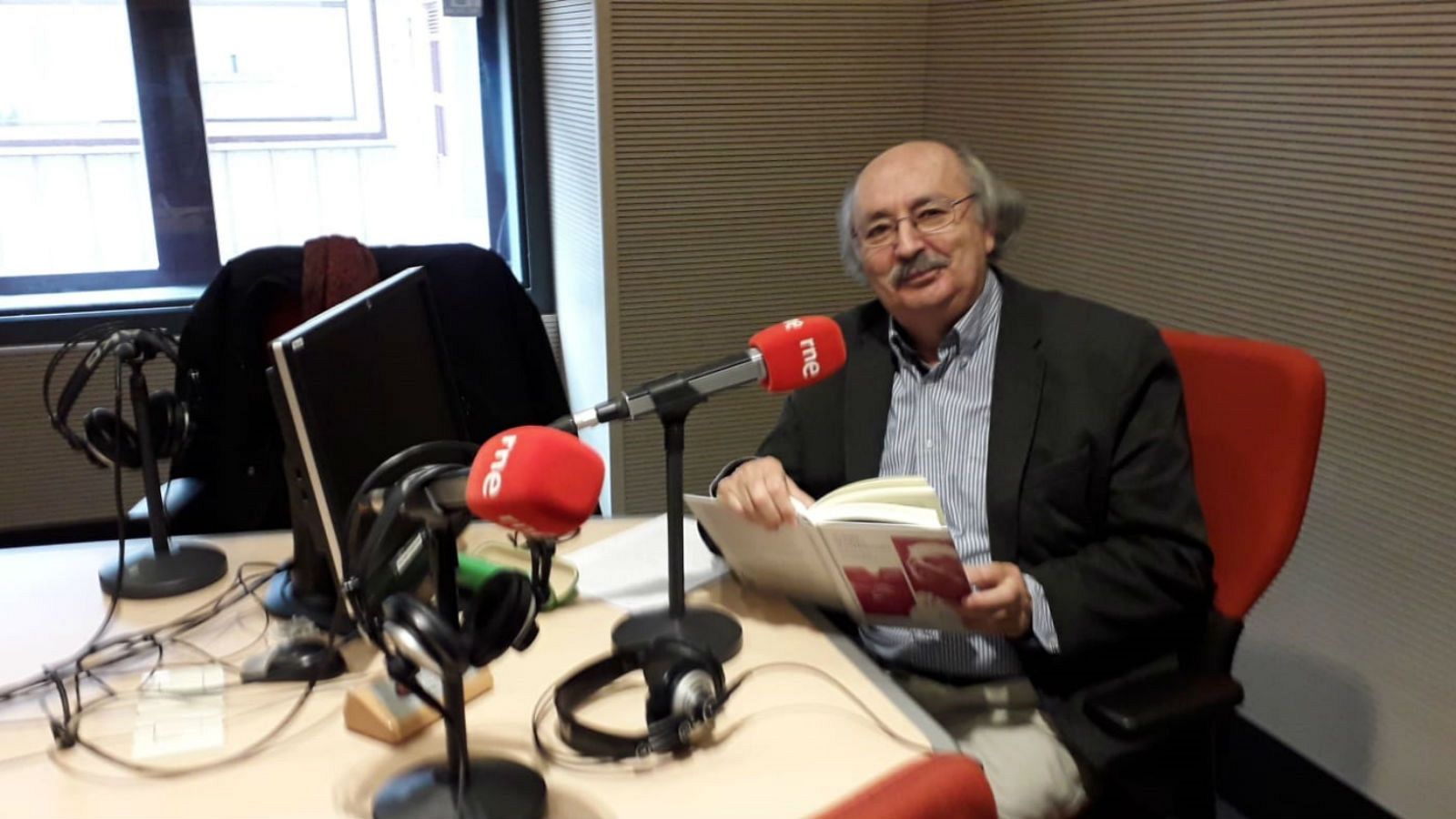  El Ojo Crítico - Antonio Colinas - Escuchar ahora