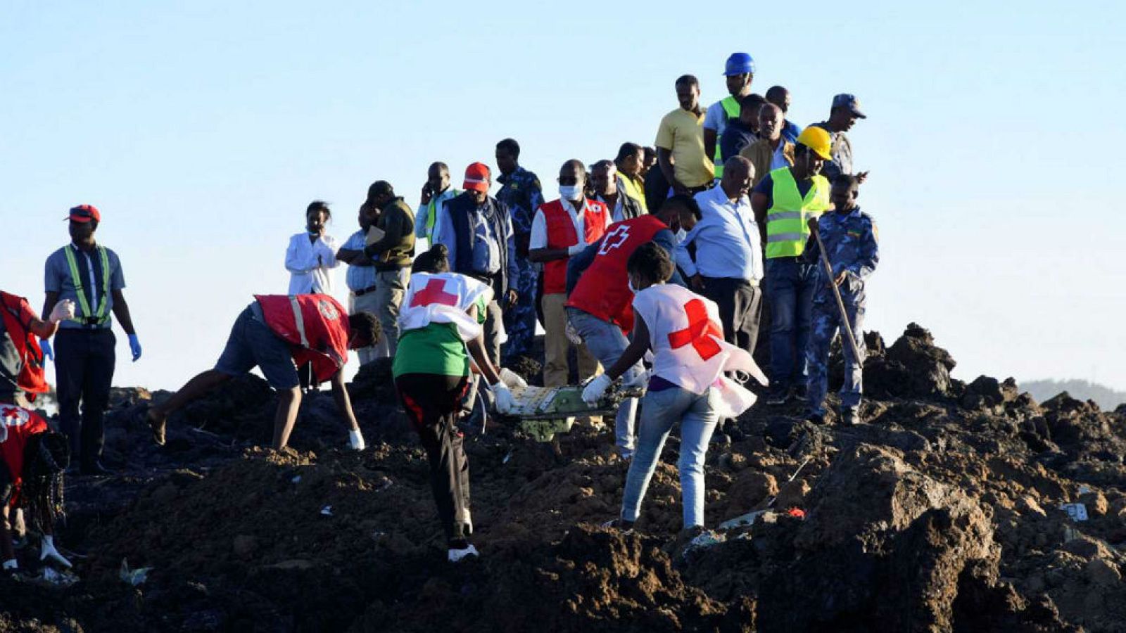 Boletines RNE - El Boeing 737 MAX 8 de Etiopía tuvo un fallo en el control de vuelo - Escuchar ahora 
