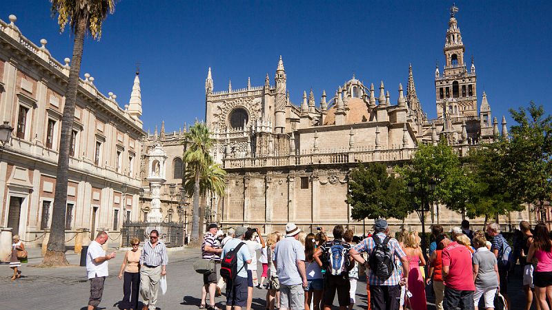 14 horas - Los viajes de los españoles crecieron al menor ritmo en cuatro años - Escuchar ahora