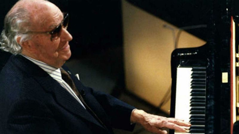 25 aniversario de Radio 5 - Muere el maestro Joaqu�n Rodrigo - Escuchar ahora