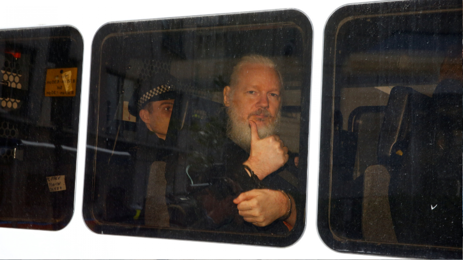 14 horas - Reino Unido detiene a Assange y EE.UU pide la extradición - Escuchar ahora