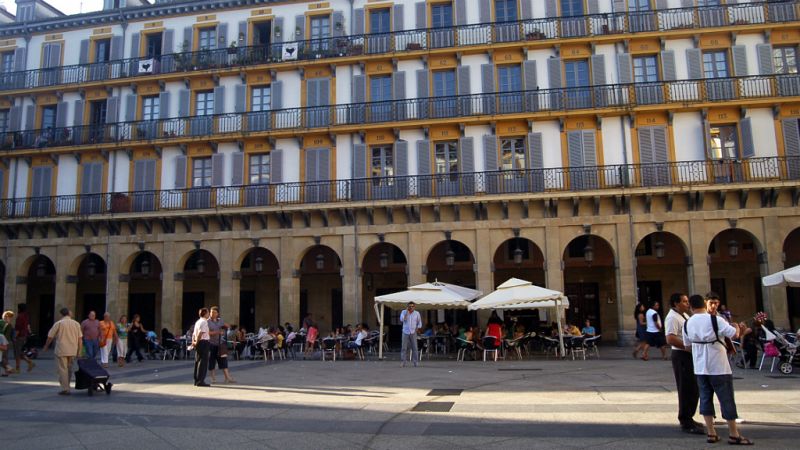 Boletines RNE - Hosteleros preparados para hacer la Maniobra de Heimlich - Escuchar ahora