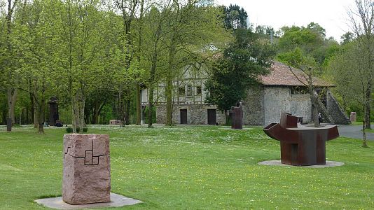 Punto de enlace en Radio 5 - Punto de enlace - El museo Chillida Leku se reabre al público - 20/4/19 - Escuchar ahora