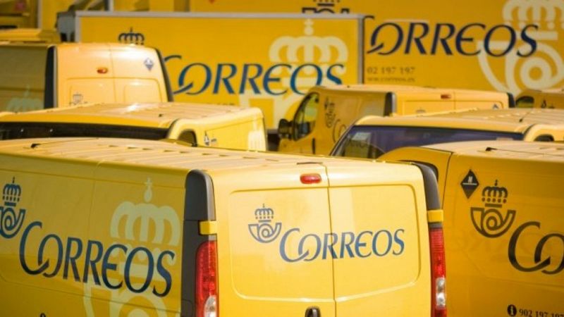  Boletines RNE - Las oficinas de Correos se desbordan ante las citas electorales - escuhar ahora