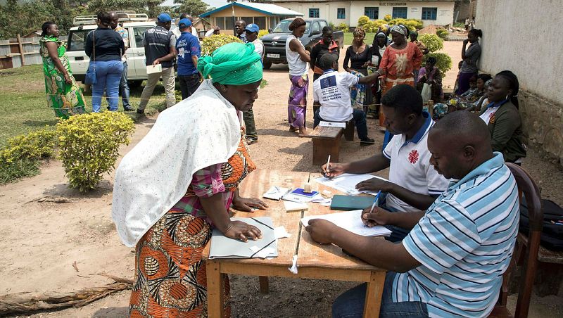 24 horas fin de semana - 23 horas - Se disparan los casos de Ébola en la República Democrática del Congo - Escuchar ahora
