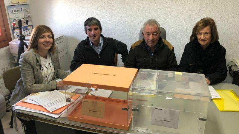 en Villaroya (La Rioja) ya han votado todos los vecinos