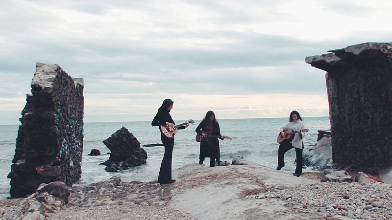  Lacollage - Olas del mar