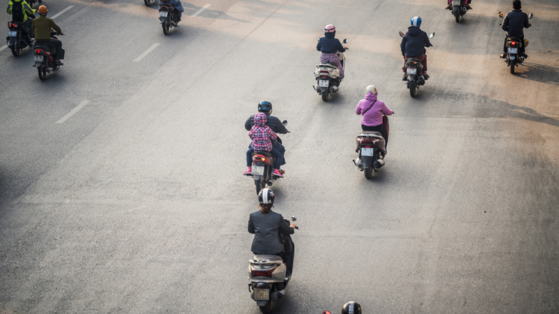 Aumenta la precaución en las carreteras durante el puente de mayo - escuchar ahora