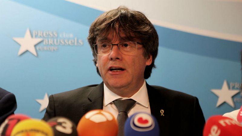 Boletines RNE - Puigdemont anuncia acciones legales contra la Junta Electoral Central - Escuchar ahora