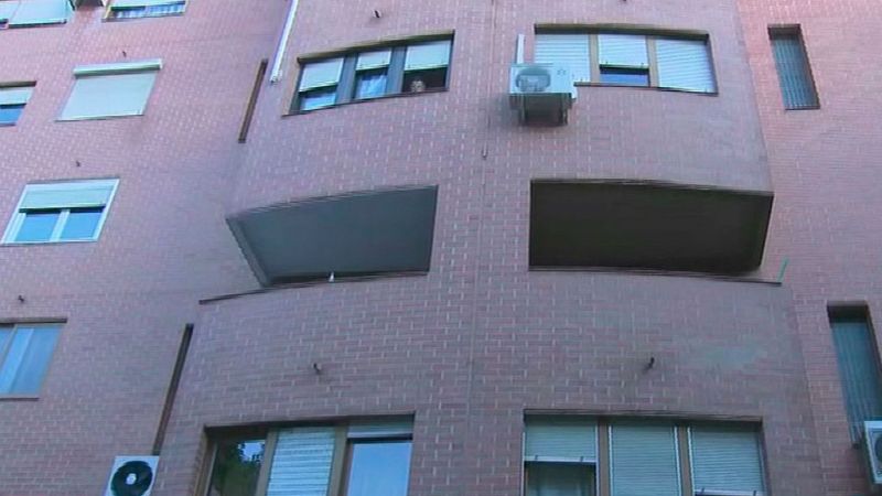 Boletines RNE - La Policía localiza otro cadáver momificado en Madrid  - Escuchar ahora 