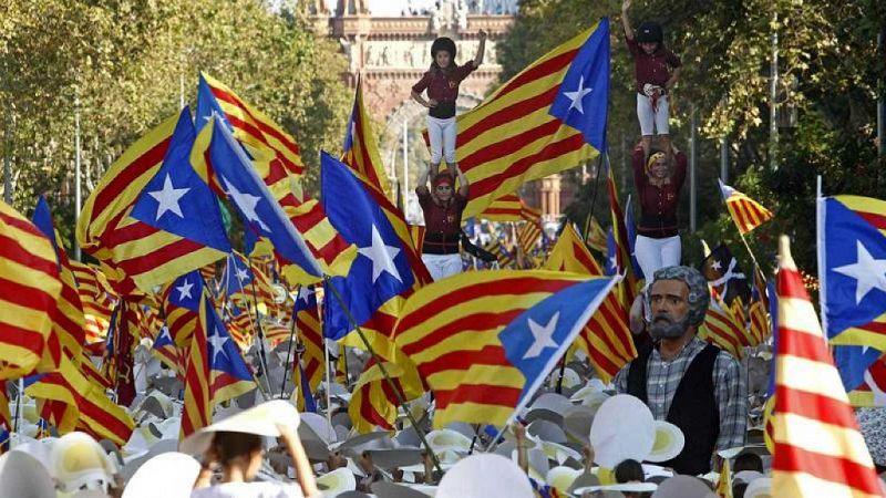 Boletines RNE - Baja el apoyo a la independencia de Cataluña, según el CEO - Escuchar ahora