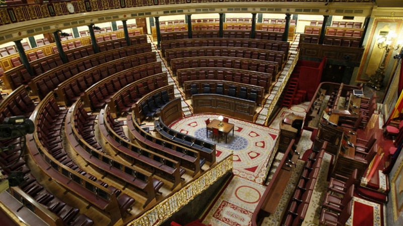  14 horas - El PSOE incluye al PNV en las conversaciones para formar la Mesa del Congreso - escuchar ahora