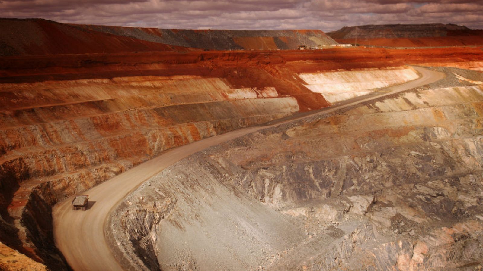  Las mañanas de RNE con Iñigo Alfonso - En Asturias, ¿hay futuro después del carbón? - escuchar ahora