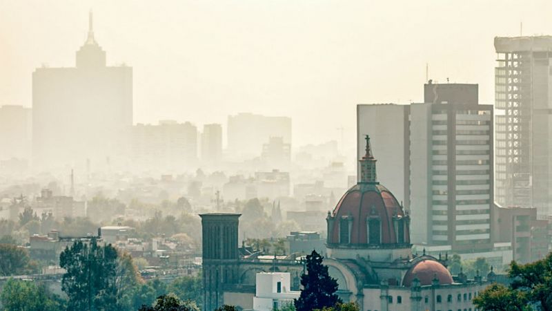 14 horas - México se ahoga bajo la contaminación - escuchar ahora