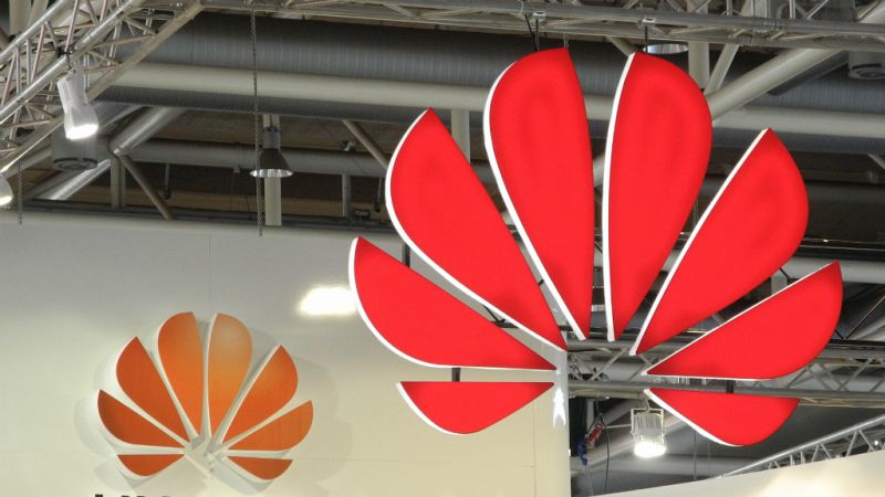 Las mañanas de RNE con Íñigo Alfonso - Google suspende parte de sus servicios a la empresa china Huawei - Escuchar ahora