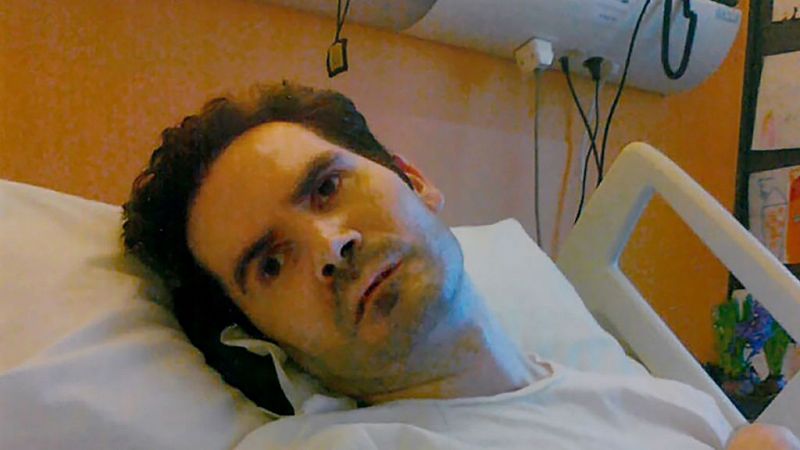 Boletines RNE - Los médicos comienzan a desconectar a Vincent Lambert en Francia - Escuchar ahora 