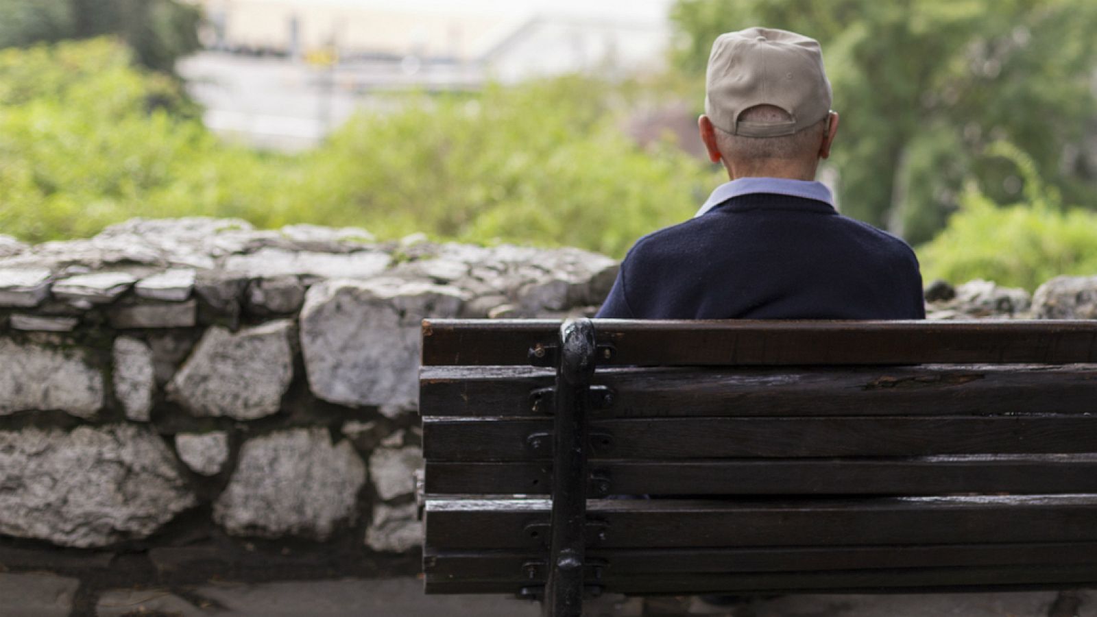  Las mañanas de RNE con Íñigo Alfonso - El problema de la soledad obligada y la muerte social - Escuchar ahora
