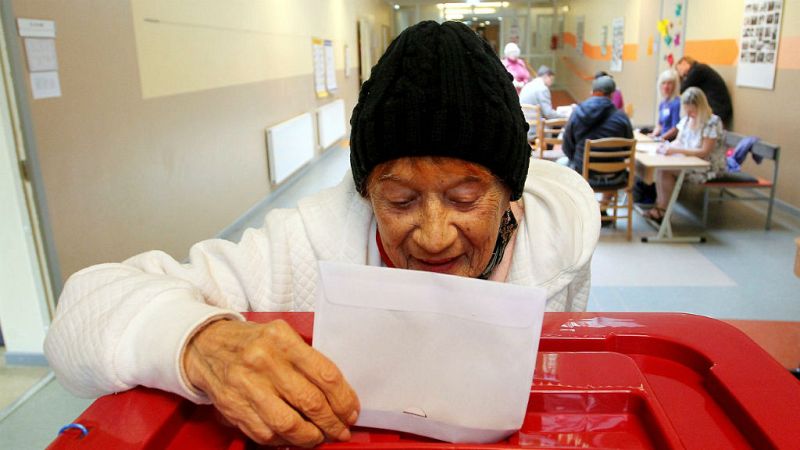 14 horas fin de semana - La mayoría de europeos votamos el domingo, otros lo han hecho o lo están haciendo - Escuchar ahora