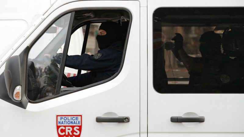 14 horas - Tres detenidos en Lyon por la explosión de una mochila bomba - Escuchar ahora
