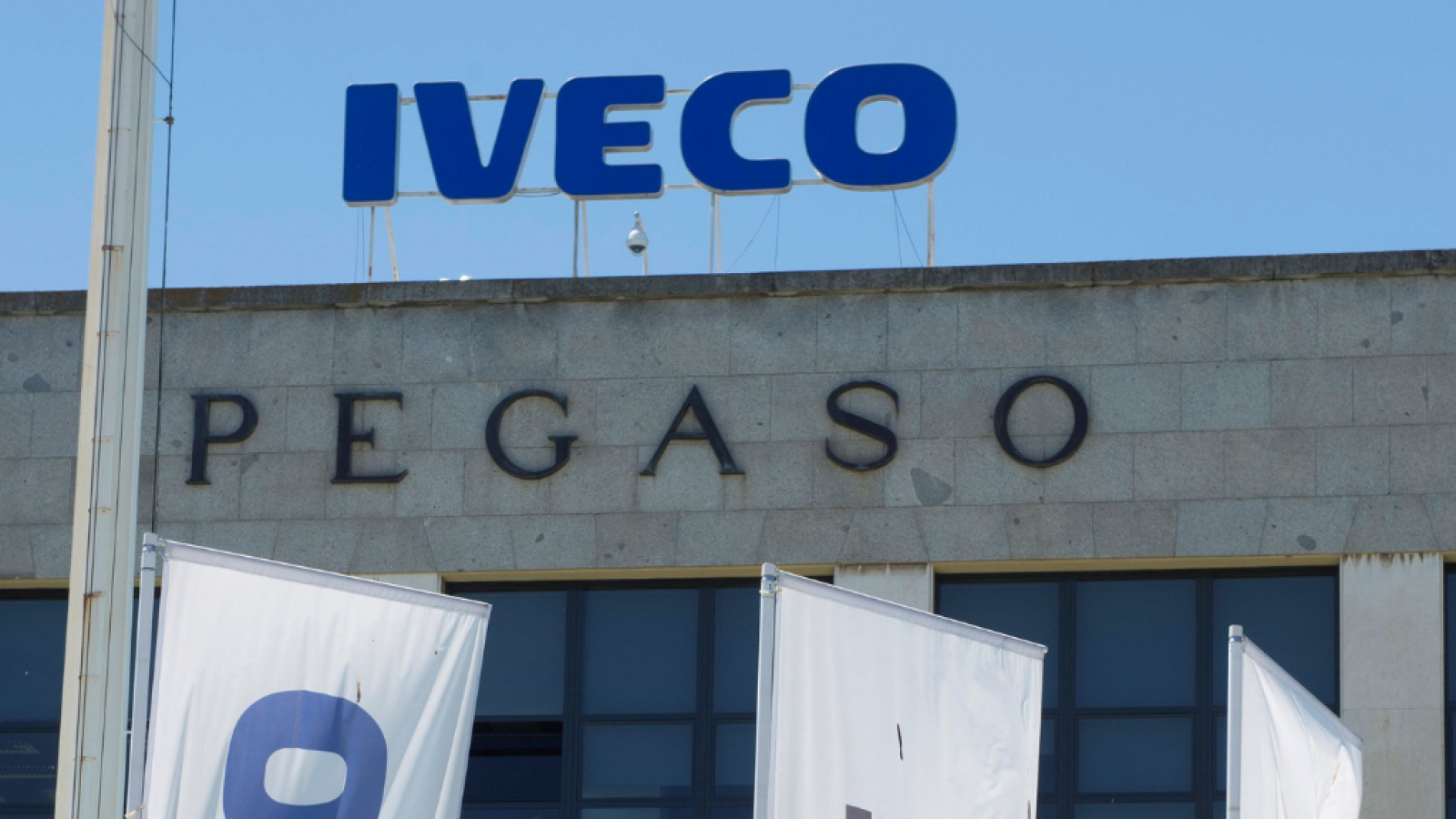 Abierta una investigación tras el suicidio de la trabajadora de Iveco - escucha ahora