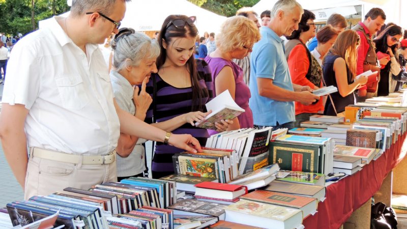  La feria del libro: Una cita imprescindible - escuchar ahora