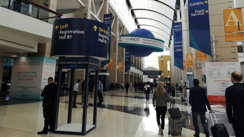 Las mañanas de RNE con Íñigo Alfonso - Cientos de especialistas ponen en común los avances contra el cáncer - Escuchar ahora 