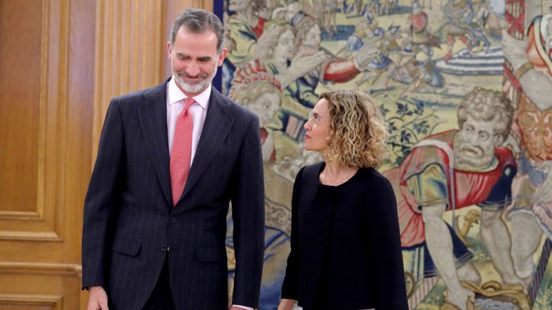 Las mañanas de RNE con Íñigo Alfonso - Felipe VI ya dispone de los nombres de los políticos que acudirán a La Zarzuela - Escuchar ahora 