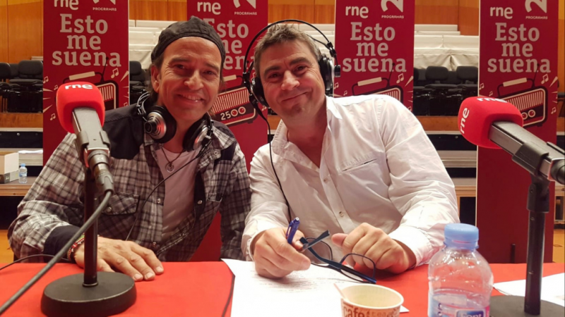Álvaro Urquijo: "Si tocásemos siempre lo mismo sería muy aburrido" - escuchar ahora