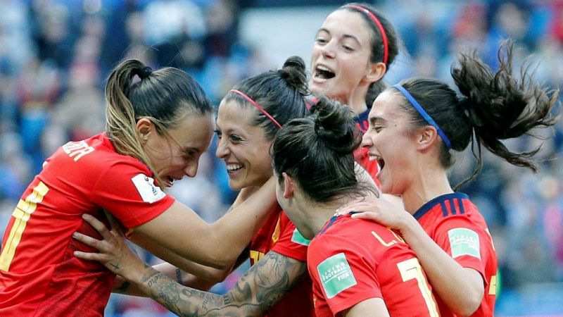 24 horas - 20 horas fin de semana - La primera victoria del fútbol feminino español en un mundial - Escuchar ahora