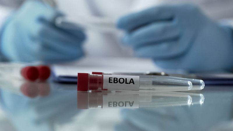  14 horas - Primera muerte por ébola en Uganda - escuchar ahora