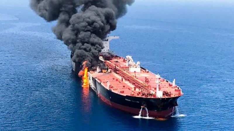 Las Mañanas de RNE con Iñigo Alfonso - Estados Unidos responsabiliza a Irán del ataque a los dos cargueros en el estrecho de Ormuz - escuchar ahora