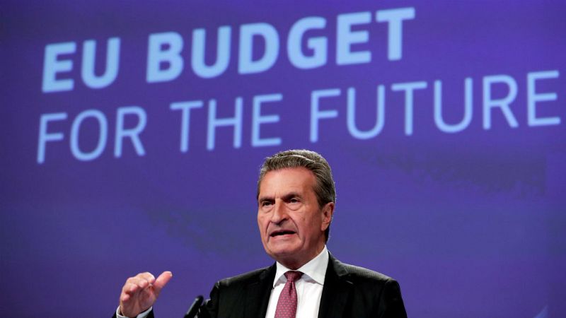 Las Mañanas de RNE con Iñigo Alfonso - Acordado el diseño del futuro presupuesto de la eurozona - escuchar ahora