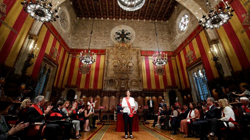 Todo Noticias Tarde - Ada Colau renueva como alcaldesa de Barcelona con 21 votos - Escuchar ahora