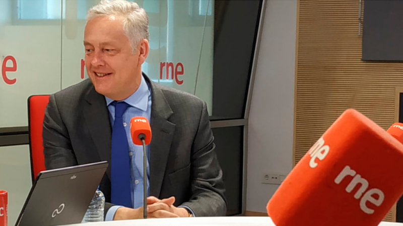  Las mañanas de RNE con Íñigo Alfonso - Simon Manley, embajador británico en España: "Somos y seremos un país europeo"  - Escuchar ahora