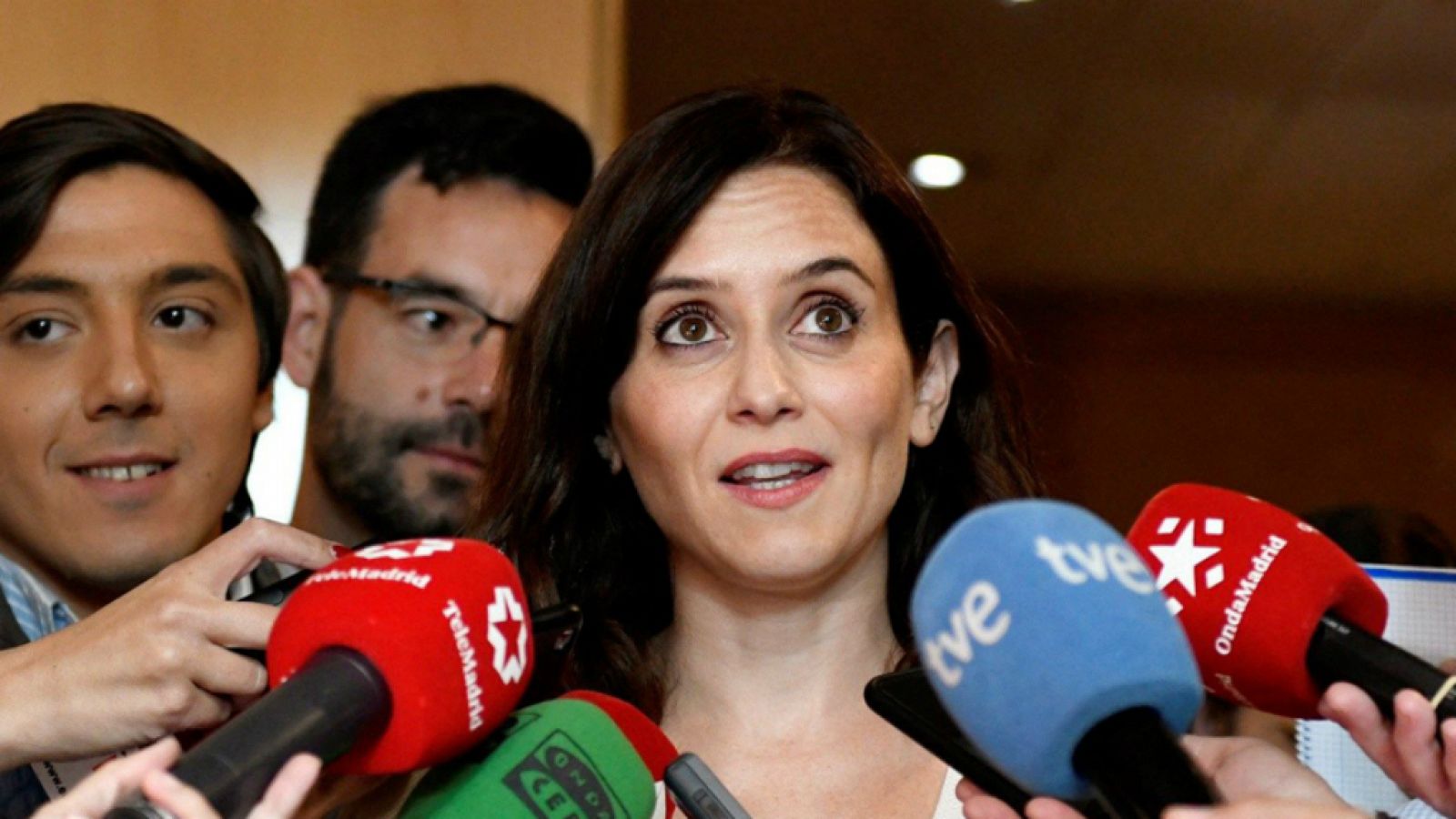 14 horas - El PP reconoce que prometieron concejalías a Vox en Madrid - Escchar ahora