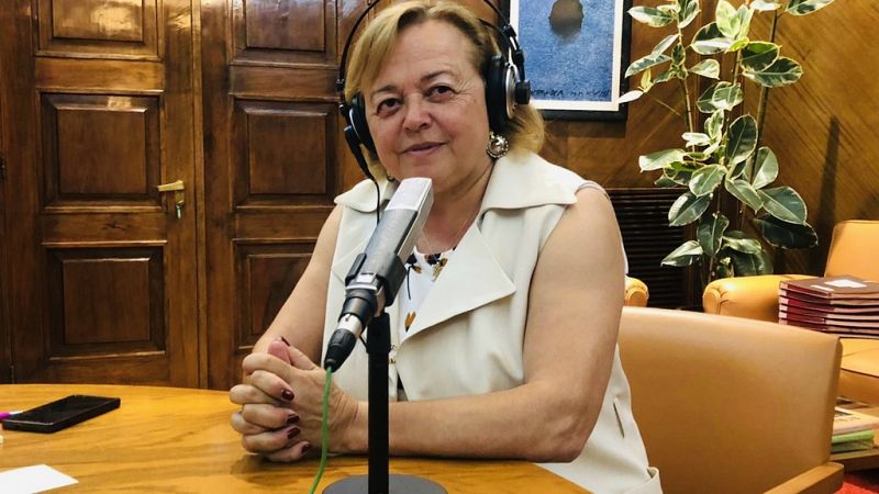 Rosa Menéndez, la primera mujer que preside el CSIC - Escuchar ahora