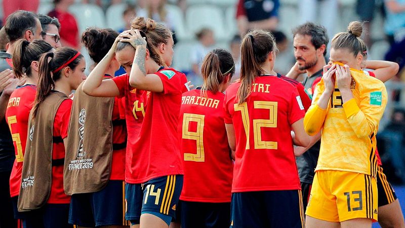 Más altas, más rápidas, más fuertes - España eliminada del Mundial de fútbol - 25/06/19 - Escuchar ahora