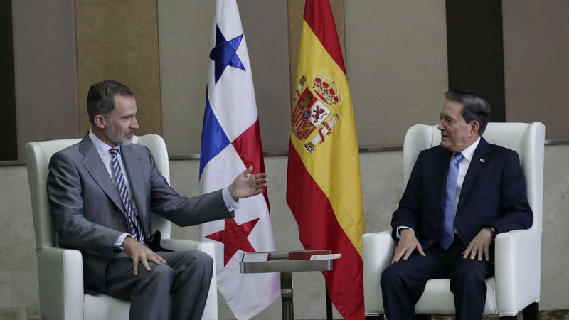 Felipe VI traslada su apoyo a Cortizo, orgulloso de sus raíces españolas - Escuchar ahora