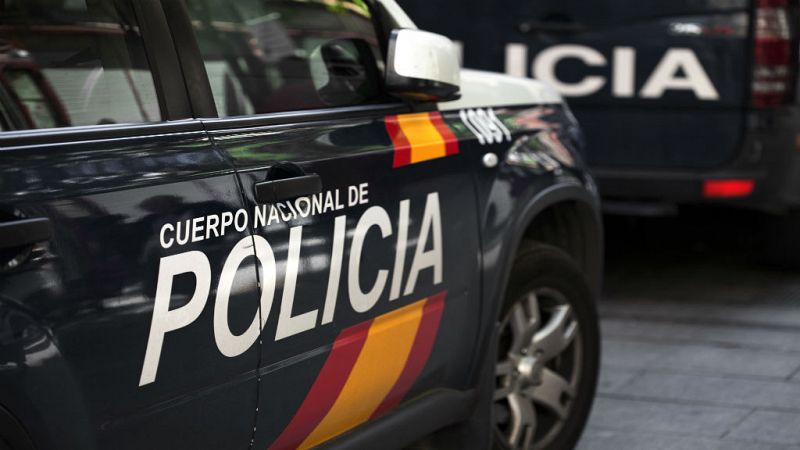  Boletines RNE - La Policia Nacional desarticula una red dedicada a la pornografía infantil - Escuchar ahora