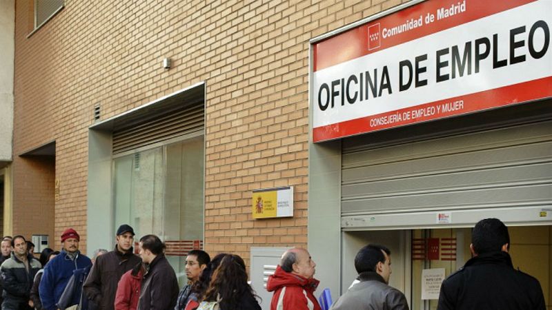  Boletines RNE - La Seguridad Social marca un récord histórico de afiliados en junio por encima de los 19,5 millones de cotizantes - escuchar ahora