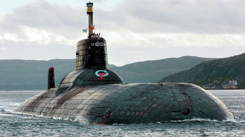 Boletines RNE - Rusia declara secreto de estado el incendio del submarino militar en el que murieron 14 personas - escuchar ahora