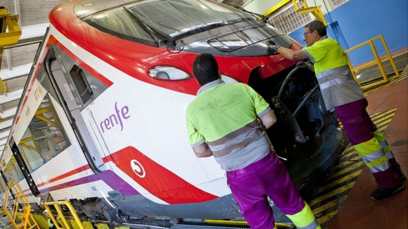  Comisiones Obreras convoca una huelga en Renfe para el 15 de julio  - Escuchar ahora