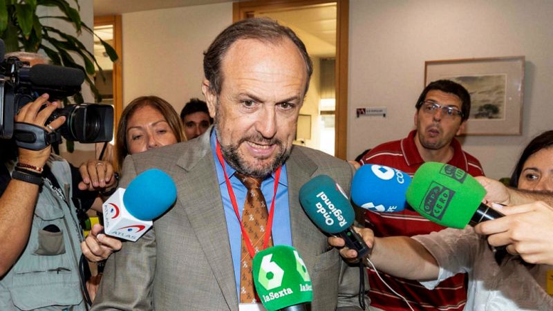 14 horas - Vox mantiene su 'no' a investir a López Miras en Murcia a pesar de reunirse con Cs - Escuchar ahora