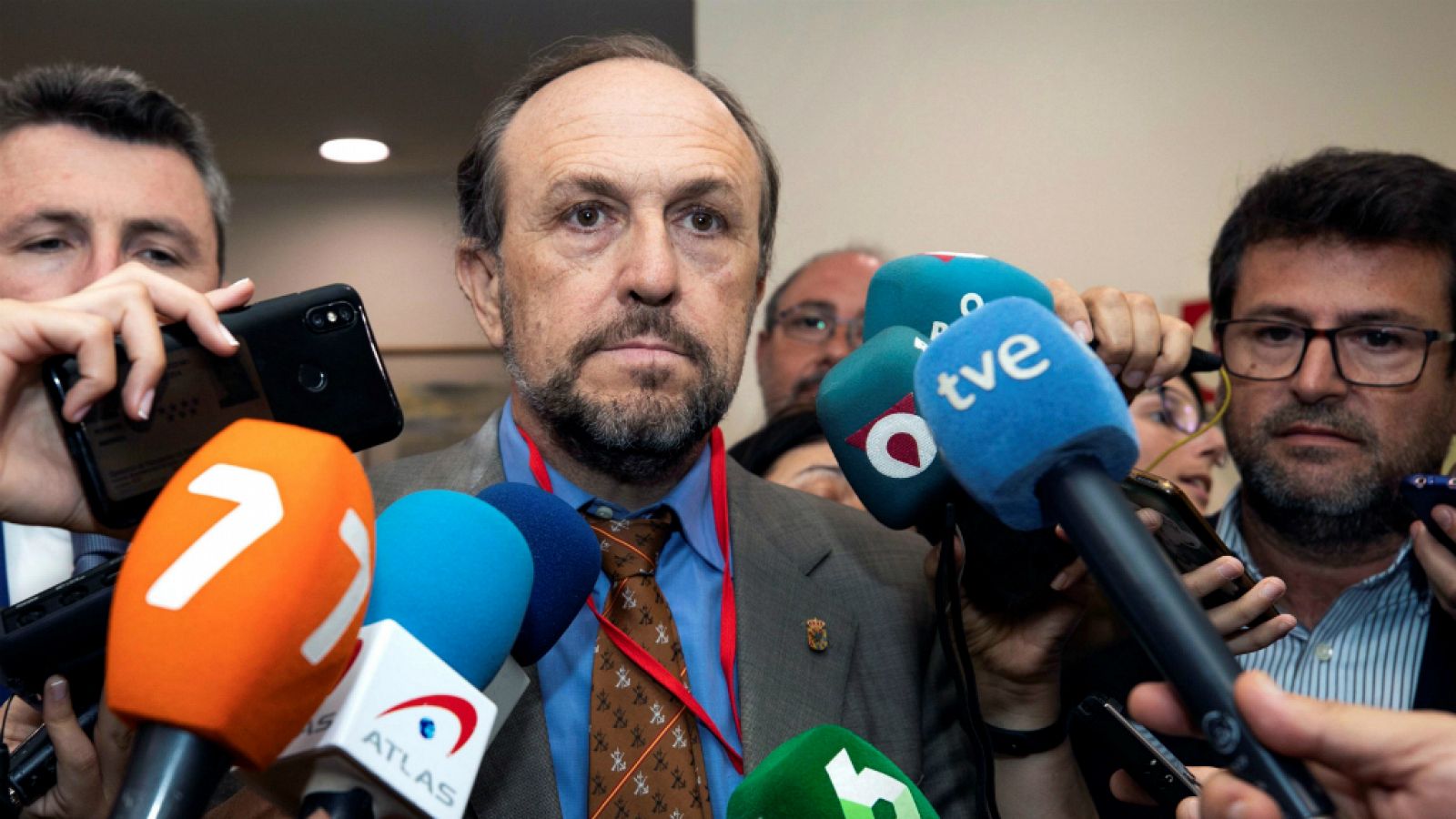 Las mañanas de RNE con Íñigo Alfonso - Gestoso (Vox): "Es falso que recibiéramos la orden de facilitar la investidura en Murcia"