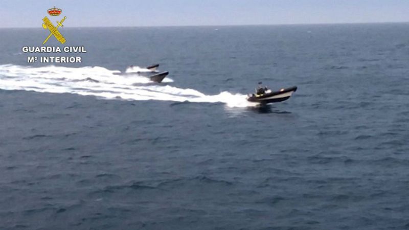 Boletines RNE - Desarticulada una plataforma de narcolanchas cerca de las Islas Chafarinas - Escuchar ahora