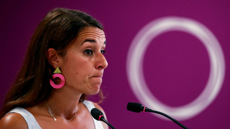  Boletines RNE - Podemos consulta a sus bases su posición en la investidura de Sánchez - Escuchar ahora