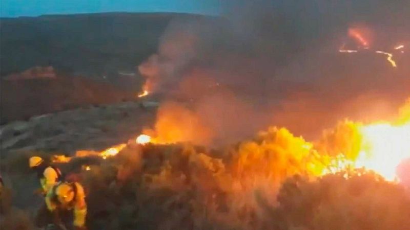  Las mañanas de RNE con Íñigo Alfonso - Incendios | Evaluación favorable en Ávila y estabilizado en Almería - Escuchar ahora